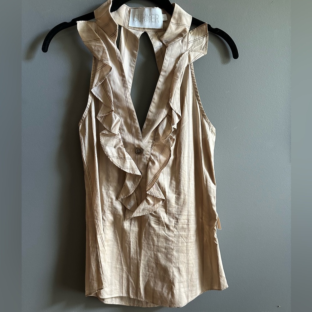 SUNNER ruffle front sleeveless blouse Small